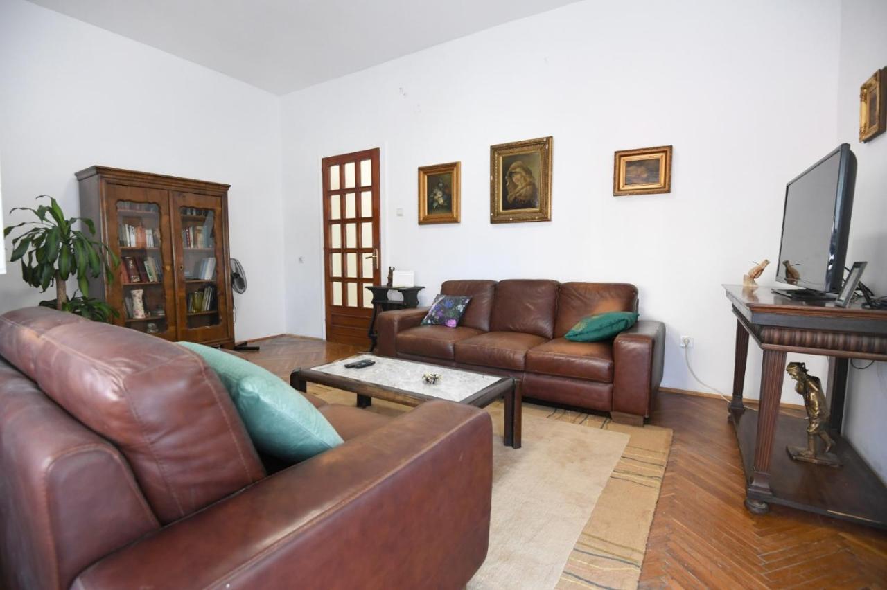 Center. Beautiful 130m2 Apartmant, Sea View Lägenhet