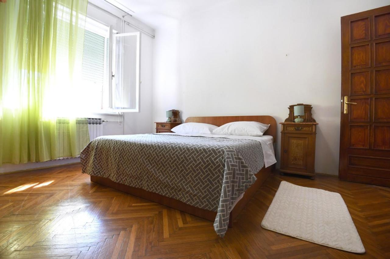Lägenhet Center. Beautiful 130m2 Apartmant, Sea View