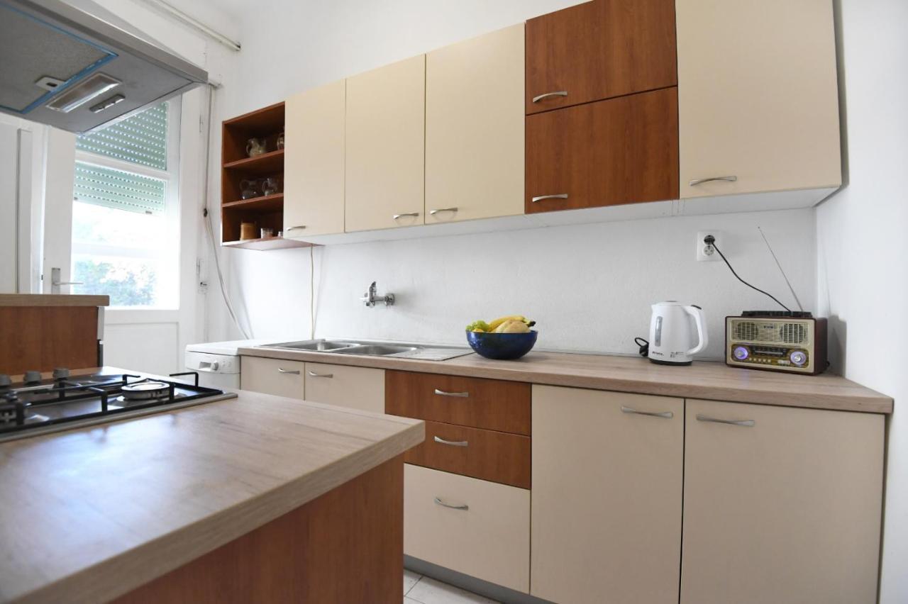 Lägenhet Center. Beautiful 130m2 Apartmant, Sea View